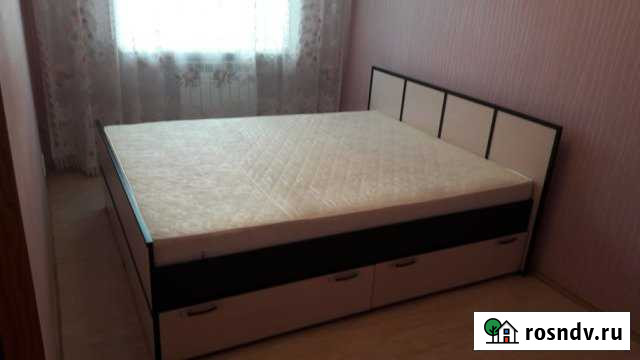 3-комнатная квартира, 50 м², 4/4 эт. в аренду на длительный срок в Бийске Бийск - изображение 1