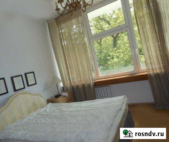 2-комнатная квартира, 41 м², 4/5 эт. в аренду посуточно в Волжском Волгоградской области Волжский - изображение 1