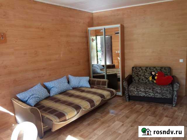 Комната 20 м² в 2-ком. кв., 1/1 эт. в аренду посуточно в Алупке Алупка - изображение 1
