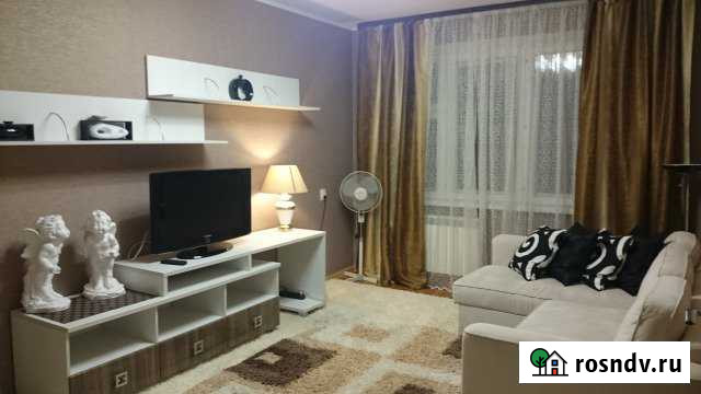 2-комнатная квартира, 52 м², 4/10 эт. в аренду посуточно в Набережных Челнах Набережные Челны - изображение 1