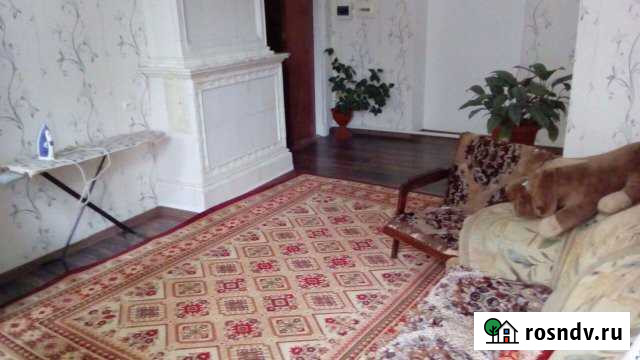 Комната 20 м² в 4-ком. кв., 2/2 эт. в аренду на длительный срок в Новочеркасске Новочеркасск - изображение 1