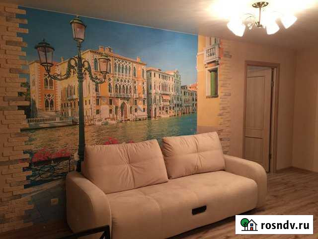 2-комнатная квартира, 46 м², 3/5 эт. в аренду посуточно в Новомосковске Новомосковск - изображение 1