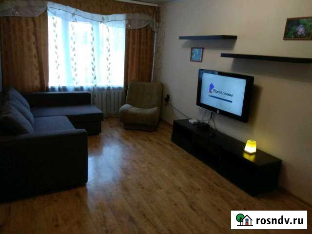 3-комнатная квартира, 60 м², 1/3 эт. в аренду посуточно в Ивделе Ивдель - изображение 1