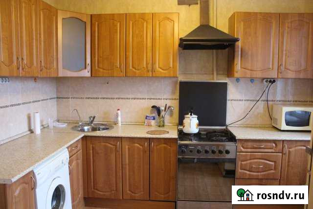 5-комнатная квартира, 90 м², 8/9 эт. в аренду на длительный срок на Лугах Луга - изображение 1