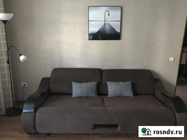 2-комнатная квартира, 55 м², 2/5 эт. в аренду посуточно в Уссурийске Уссурийск - изображение 1