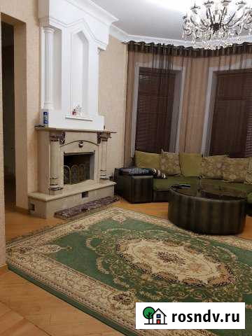 Дом 260 м² на участке 4 сот. в аренду посуточно в Махачкале Махачкала - изображение 1