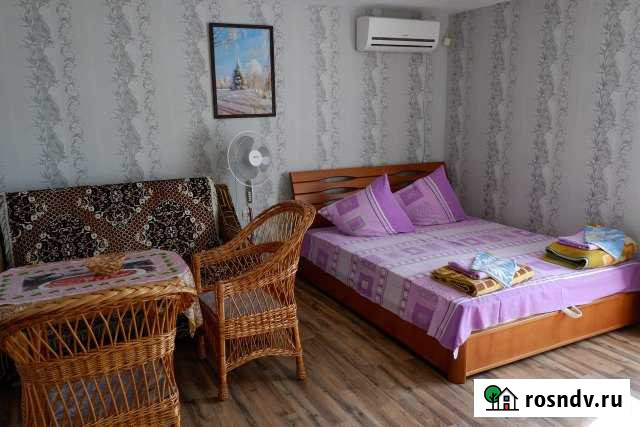 Дача 30 м² на участке 3 сот. в аренду посуточно в Новом Свете Республики Крым Новый Свет - изображение 1