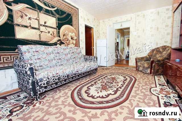 3-комнатная квартира, 56 м², 1/5 эт. в аренду посуточно в Феодосии Феодосия - изображение 1