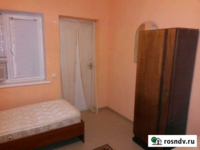 Комната 20 м² в 1-ком. кв., 1/1 эт. в аренду посуточно в Избербаше Избербаш - изображение 1