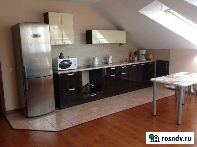 2-комнатная квартира, 102 м², 6/6 эт. в аренду посуточно в Великом Новгороде Великий Новгород - изображение 1