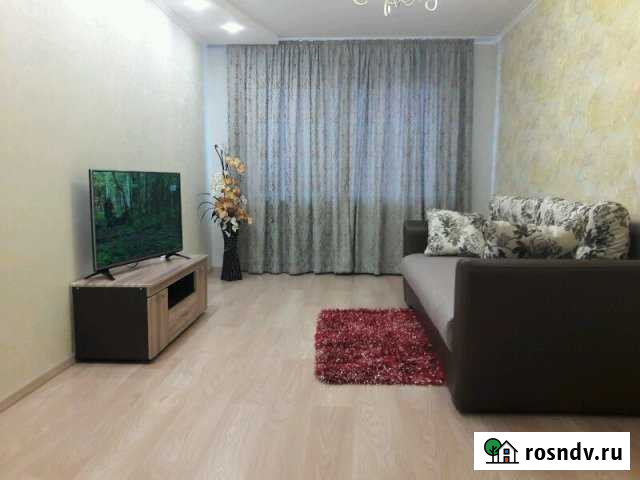 3-комнатная квартира, 72 м², 1/10 эт. в аренду посуточно в Хабаровске Хабаровск - изображение 1