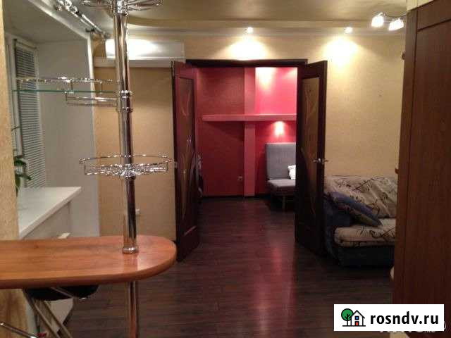 2-комнатная квартира, 44 м², 2/5 эт. в аренду посуточно в Белово Белово - изображение 1