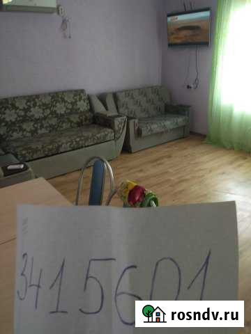 Дача 35 м² на участке 6 сот. в аренду посуточно в Евпатории Евпатория - изображение 1