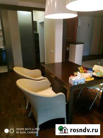 3-комнатная квартира, 140 м², 5/6 эт. на продажу во Владивостоке Владивосток - изображение 1