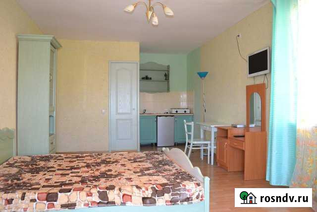 Квартира-студия, 30 м², 1/2 эт. в аренду посуточно в Евпатории Евпатория - изображение 1