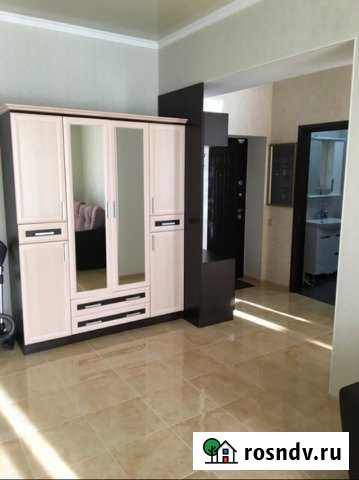 3-комнатная квартира, 70 м², 1/5 эт. в аренду посуточно в Ессентуках Ессентуки - изображение 1