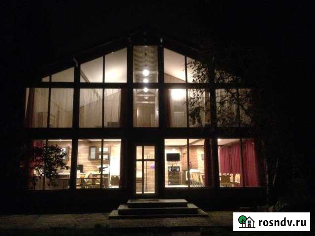 Коттедж 220 м² на участке 16 сот. в аренду посуточно во Всеволожске Всеволожск - изображение 1