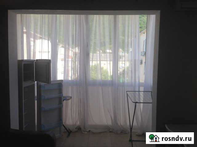 Квартира-студия, 42 м², 3/3 эт. в аренду посуточно в Небуге Небуг - изображение 1