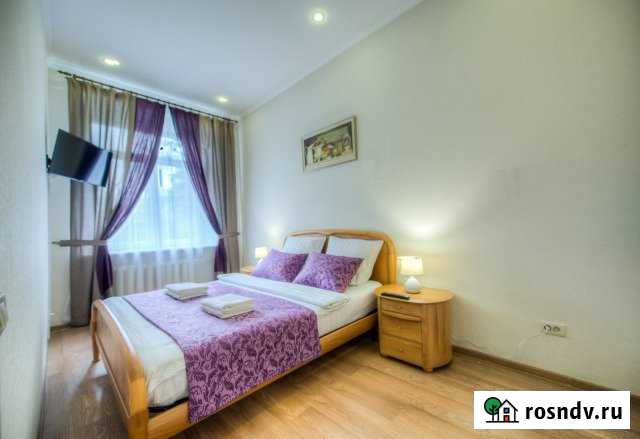 3-комнатная квартира, 90 м², 1/5 эт. в аренду посуточно в Челябинске Челябинск - изображение 1