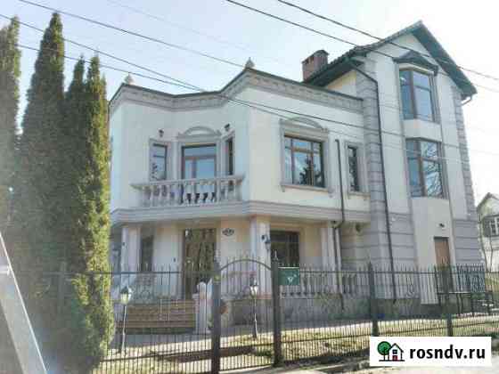 Дом 710 м² на участке 4 сот. в аренду на длительный срок в Калининграде Калининград