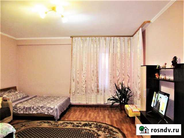 1-комнатная квартира, 50 м², 6/9 эт. в аренду посуточно в Верхней Пышме Верхняя Пышма - изображение 1