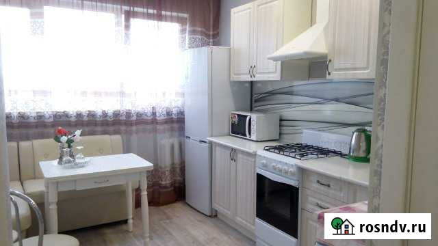 1-комнатная квартира, 36 м², 5/9 эт. в аренду посуточно в Тихвине Тихвин - изображение 1