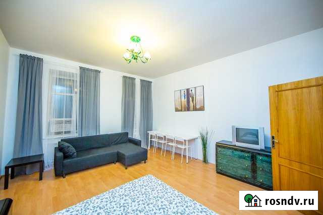 4-комнатная квартира, 120 м², 6/6 эт. в аренду посуточно в Санкт-Петербурге Санкт-Петербург - изображение 1