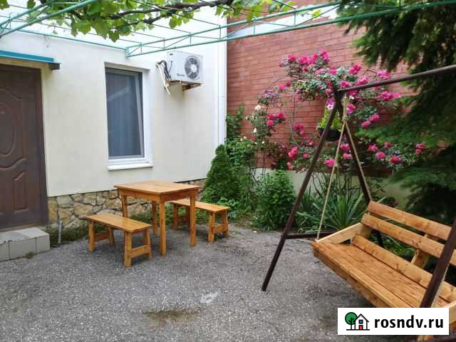 Комната 12 м² в 3-ком. кв., 2/2 эт. в аренду посуточно в Мысхако Мысхако - изображение 1