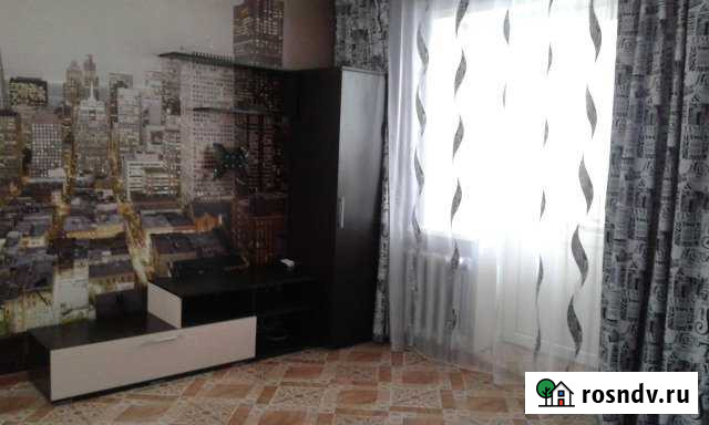 1-комнатная квартира, 36 м², 1/5 эт. в аренду на длительный срок в Новомосковске Новомосковск - изображение 1