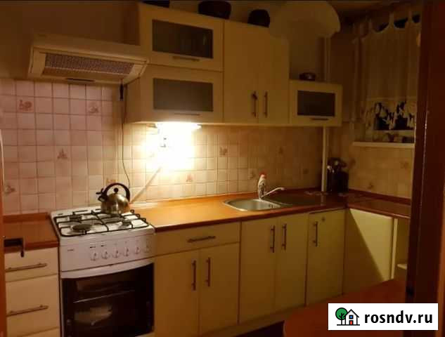 2-комнатная квартира, 50 м², 3/5 эт. в аренду посуточно в Нефтекамске Нефтекамск - изображение 1