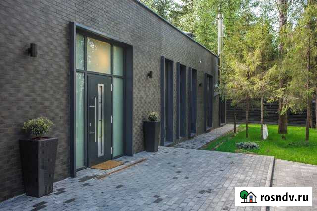 Коттедж 391 м² на участке 50 сот. на продажу в Туношне Туношна - изображение 1