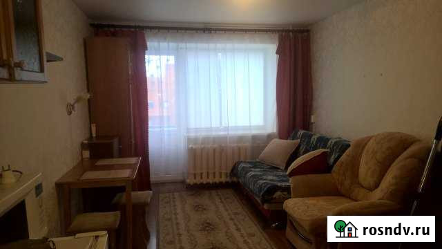 Комната 16 м² в 5-ком. кв., 3/5 эт. в аренду посуточно в Петрозаводске Петрозаводск - изображение 1