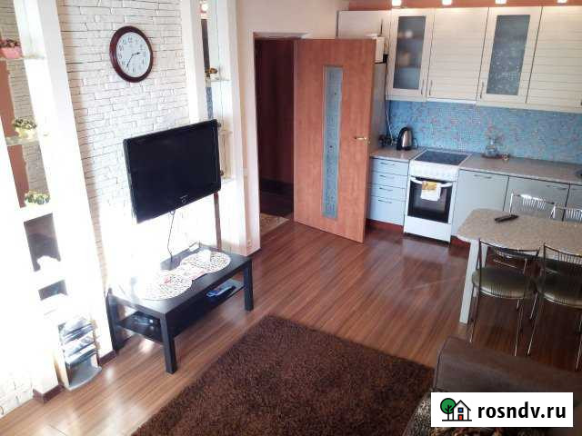 2-комнатная квартира, 34 м², 3/9 эт. в аренду посуточно в Петрозаводске Петрозаводск - изображение 1