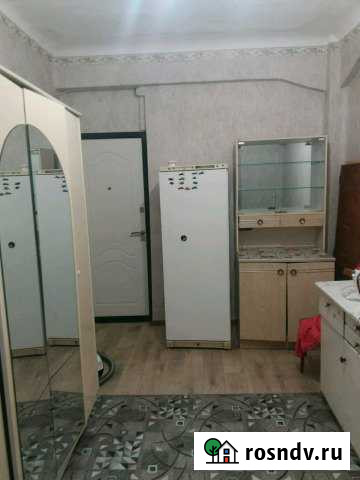 Комната 13 м² в 5-ком. кв., 2/3 эт. в аренду на длительный срок в Зернограде Зерноград - изображение 1