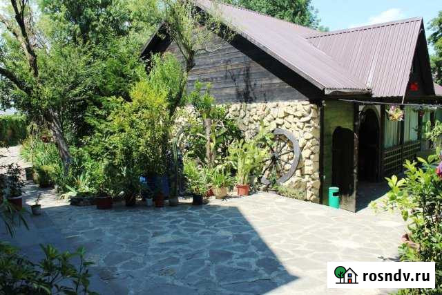 Дом 550 м² на участке 50 сот. в аренду посуточно в Нижнебаканской Нижнебаканская - изображение 1