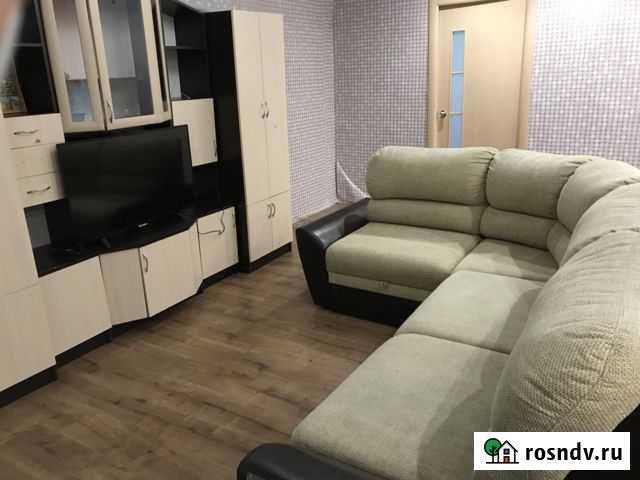 2-комнатная квартира, 50 м², 5/5 эт. в аренду посуточно в Воткинске Воткинск - изображение 1