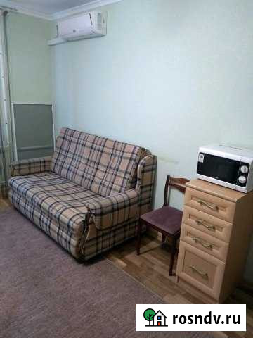 Комната 15 м² в 4-ком. кв., 1/5 эт. в аренду на длительный срок в Волжском Волгоградской области Волжский - изображение 1