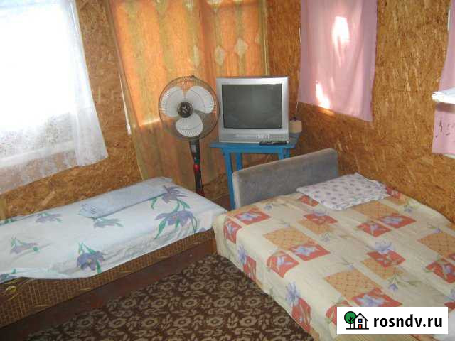 Комната 18 м² в 1-ком. кв., 1/1 эт. в аренду посуточно в Туапсе Туапсе - изображение 1