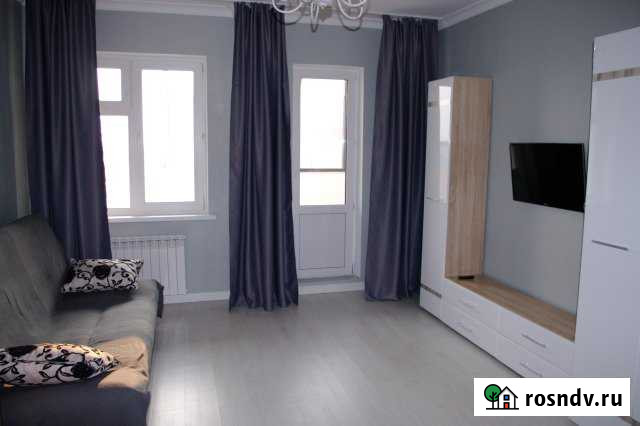 1-комнатная квартира, 35 м², 5/9 эт. в аренду посуточно в Якутске Якутск - изображение 1