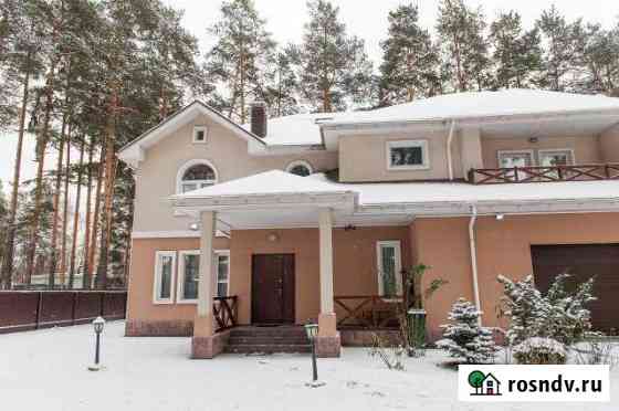 Коттедж 420 м² на участке 10 сот. в аренду посуточно в Подольске Подольск