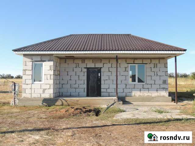 Дом 58 м² на участке 10 сот. на продажу в Цимлянске Цимлянск - изображение 1