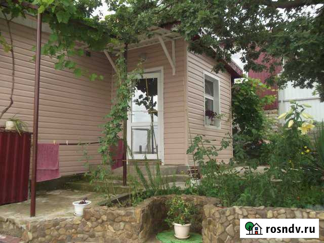 Дом 100 м² на участке 4 сот. в аренду посуточно в Дивноморском Дивноморское - изображение 1