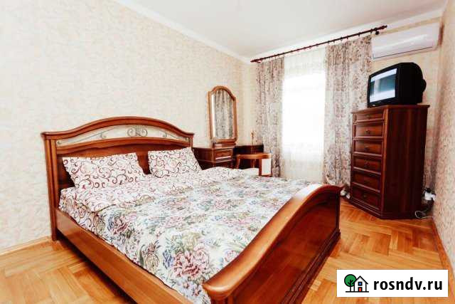 3-комнатная квартира, 75 м², 9/9 эт. в аренду посуточно в Краснодаре Краснодар - изображение 1