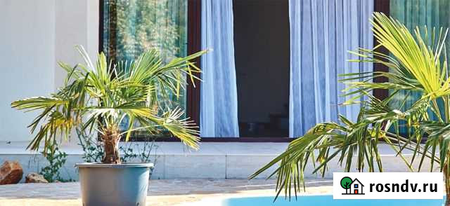 Коттедж 220 м² на участке 6 сот. в аренду посуточно в Севастополе Севастополь - изображение 1