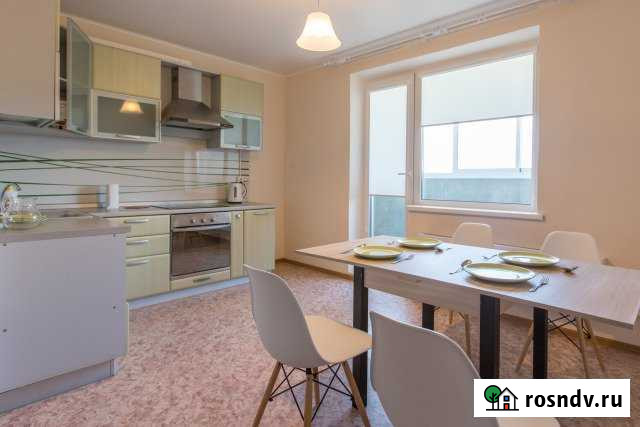 2-комнатная квартира, 56 м², 10/10 эт. в аренду посуточно в Миассе Миасс - изображение 1