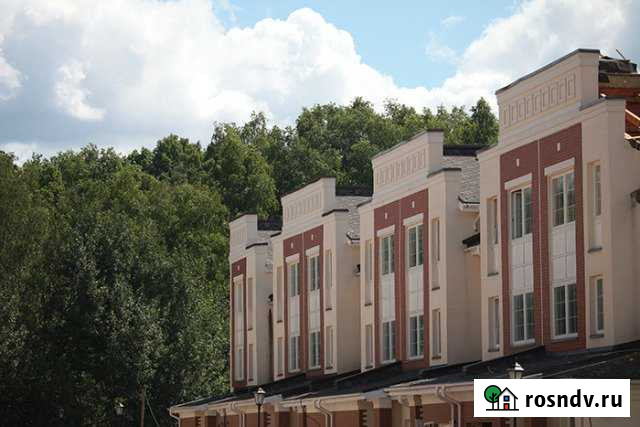 Таунхаус 215.4 м² на участке 20.1 сот. на продажу в Москве Москва - изображение 1