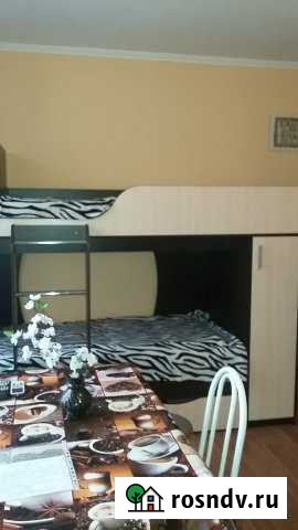 Комната 25 м² в 1-ком. кв., 1/1 эт. в аренду посуточно в Хадыженске Хадыженск - изображение 1