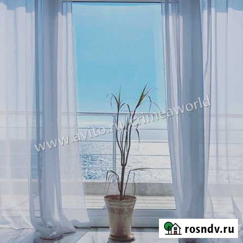 4-комнатная квартира, 161 м², 3/5 эт. в аренду посуточно в Ялте Ялта - изображение 1