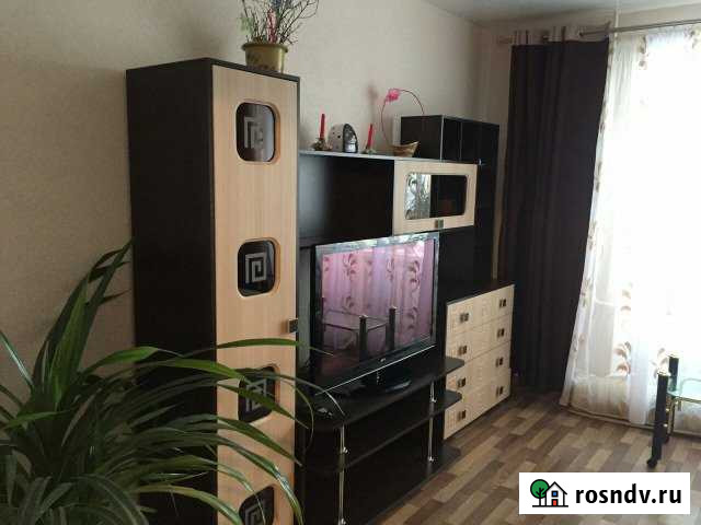 2-комнатная квартира, 56 м², 2/5 эт. в аренду посуточно в Надыме Надым - изображение 1