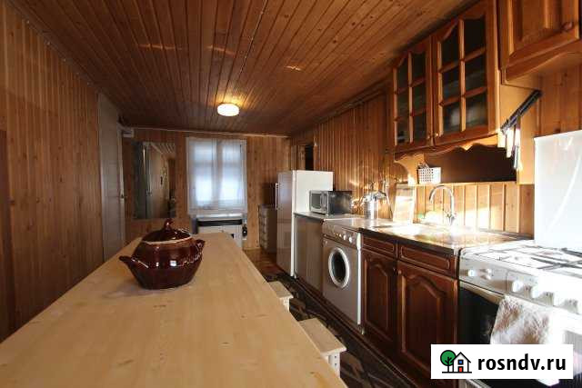 Дом 100 м² на участке 9 сот. в аренду посуточно в Красногорске Московской области Красногорск - изображение 1